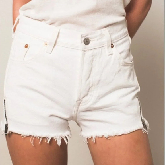 Levi's 501 Altered White Denim Zipper Shorts - 27 - Picture 1 of 10